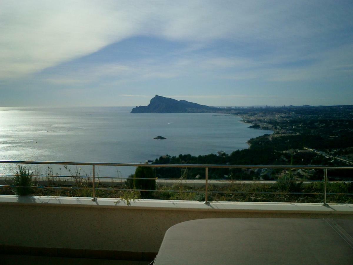 Atico Soleado Con Terraza, Jacuzzi Privado Y Vistas Al Mar Apartman Altea Kültér fotó